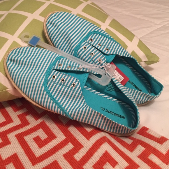 Shoes - Teal Espadrilles NWT