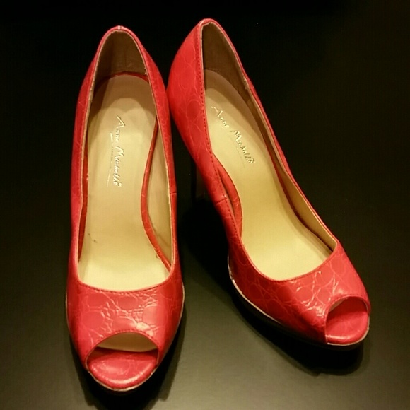 Coral & Tan Heels