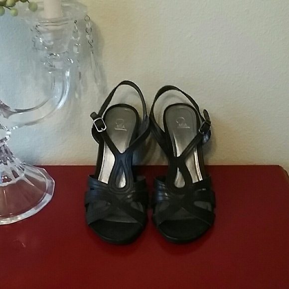 MIA black wedge sandals - Picture 2 of 4