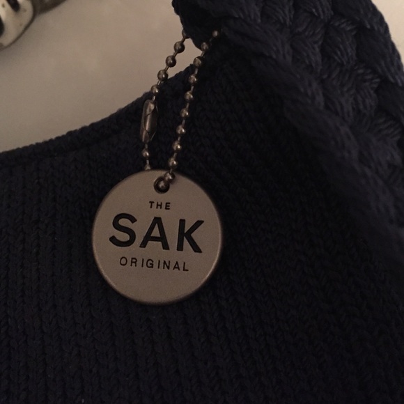 UNC purse - Picture 3 of 3