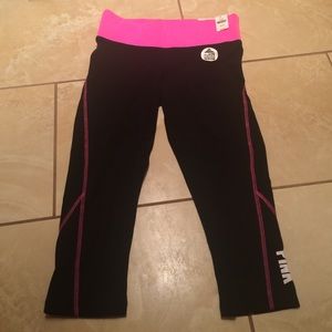 VS Hot Pink Capri yoga pants