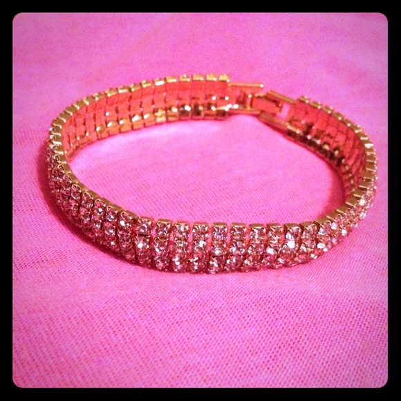 Stone bracelet