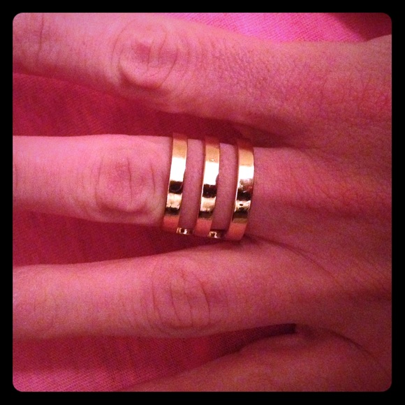 Gold ring