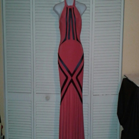 MAXI with CUT OUTS NWOT--- ( KELLY ROWLAND ) - Picture 3 of 4