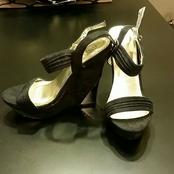Black & Gold Suede Wedges