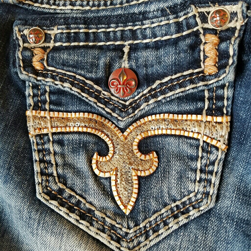 Rock Revival Capris - Picture 6 of 6