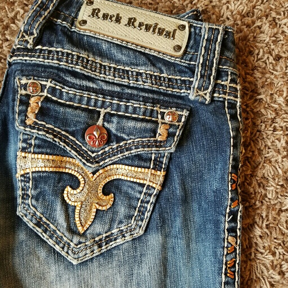 Rock Revival Capris - Picture 5 of 6