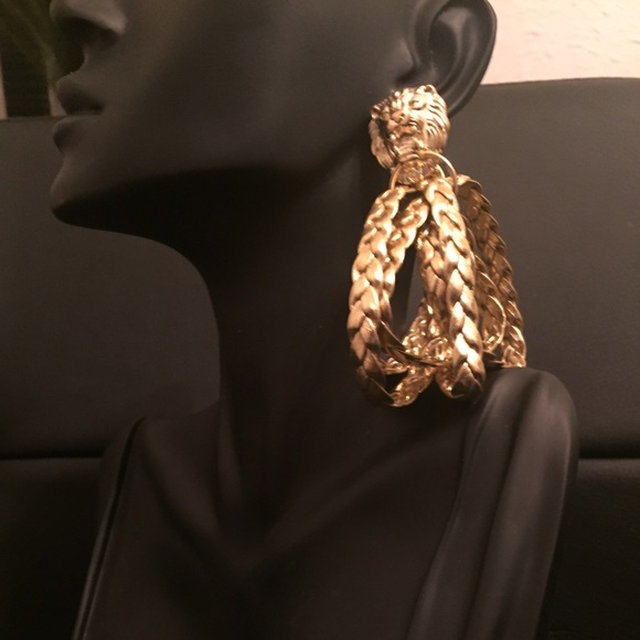 Roped Lion Earrings