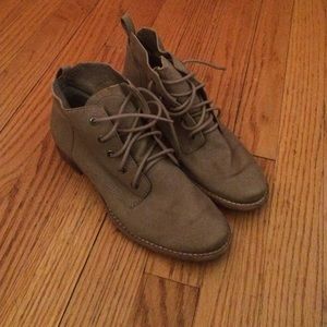 Sam Edelman light brown booties