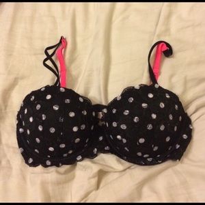 34D never worn VS bra!