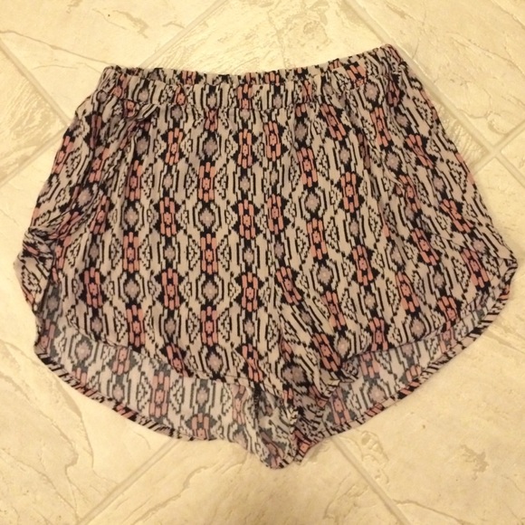 Patterned Brandy Melville shorts