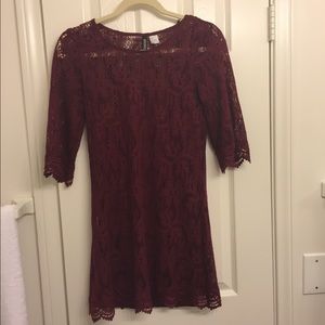 Lacy Maroon Short Dress