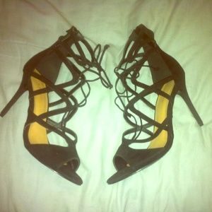 Black high heel sandals 💃