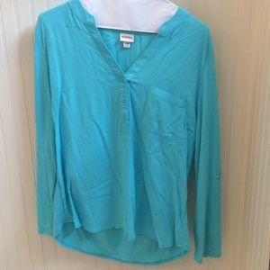 Blue top with Three Buttons