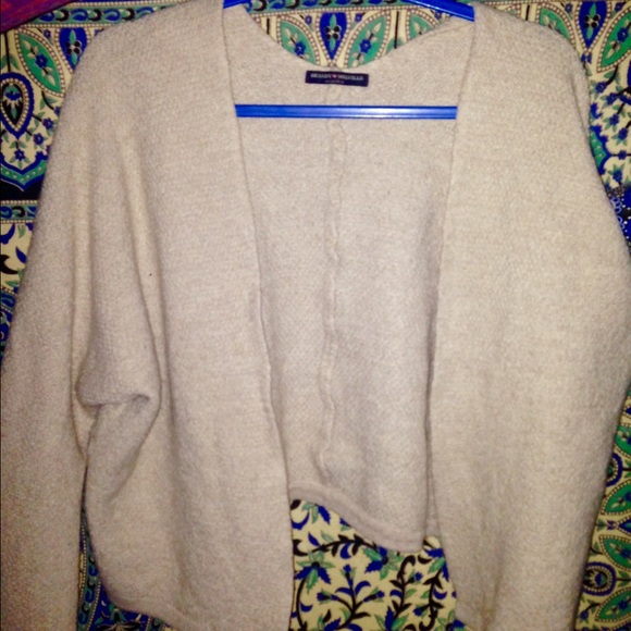 Sold - Picture 3 of 4