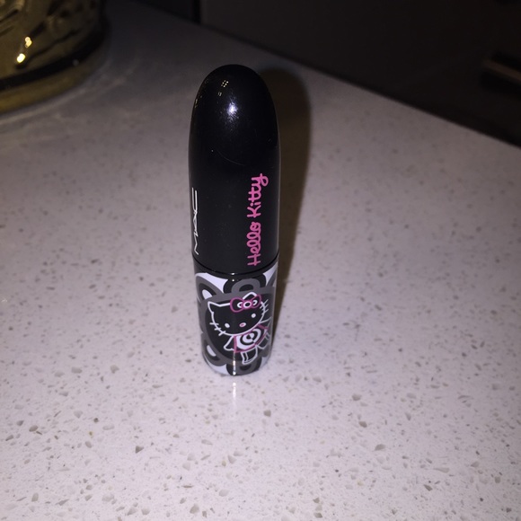 Mac hello kitty limited edition lip stick