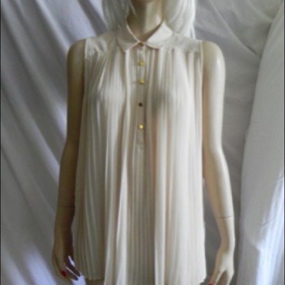 TOPSHOP VERY FEMININE SEMI SHEER BLOUSE