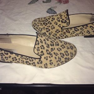 Steve Madden Leopard suede flat