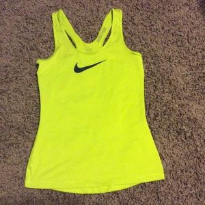 Nike tank size small yellow