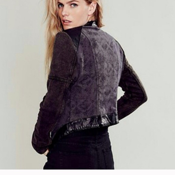🎉Hp💋Free People Jacquard Vegan Leather Jacket💋 - Picture 2 of 4