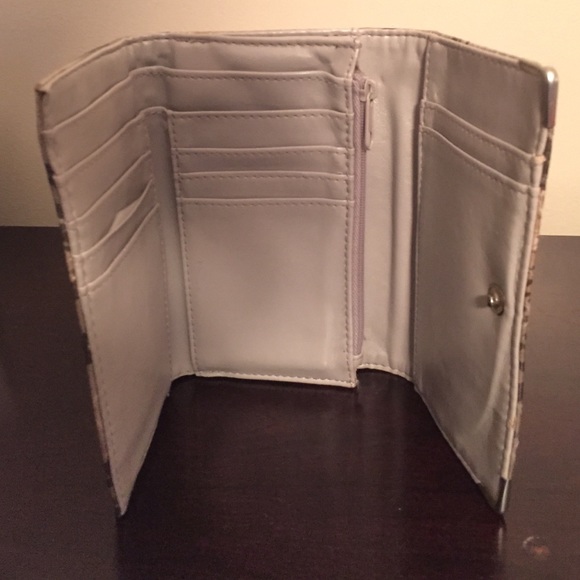 Wallet - Picture 2 of 3