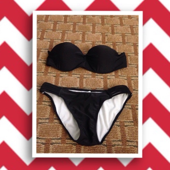 Black strapy bathingsuit - Picture 1 of 1