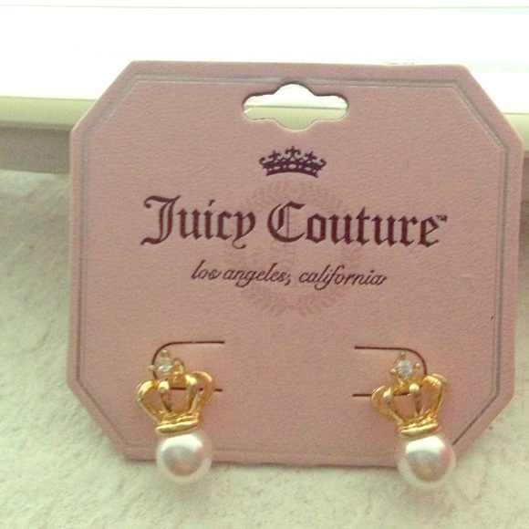 Gold crown earrings with pearl