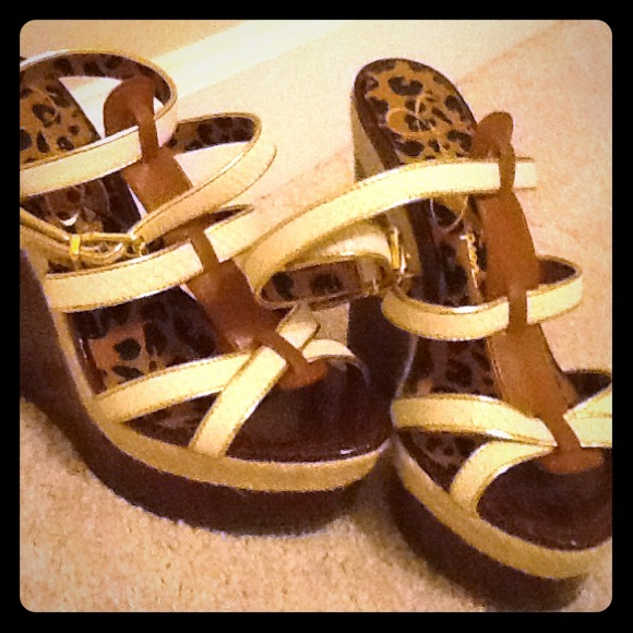 🎉PRICE DROP!🎉Jessica Simpson Ginny
