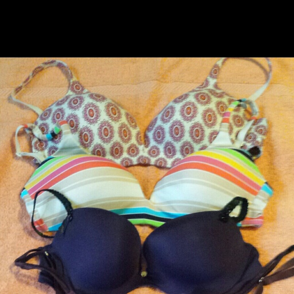Bundle of 5 Victoria Secret Bras