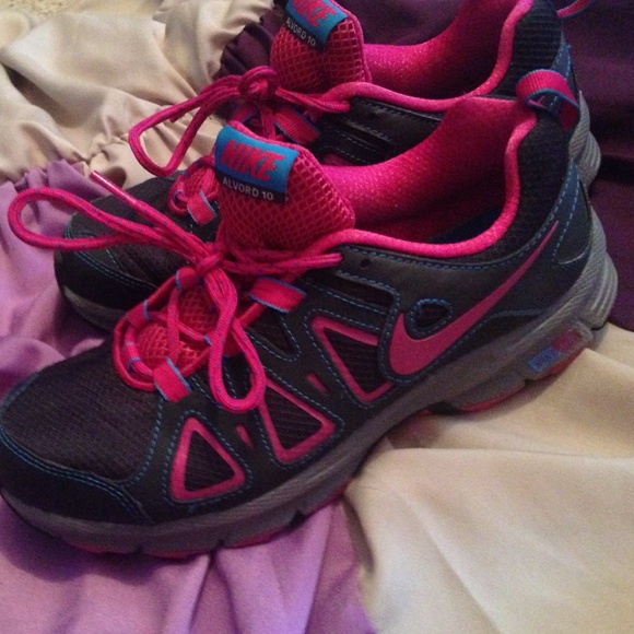 Nike trail shoes