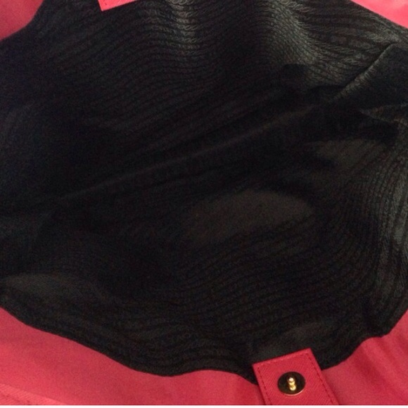 VS Bag in Pink - Picture 2 of 3