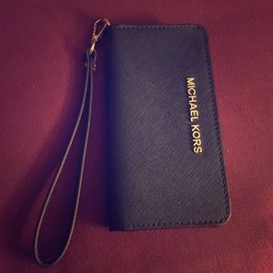 Michael Kors wrist bag