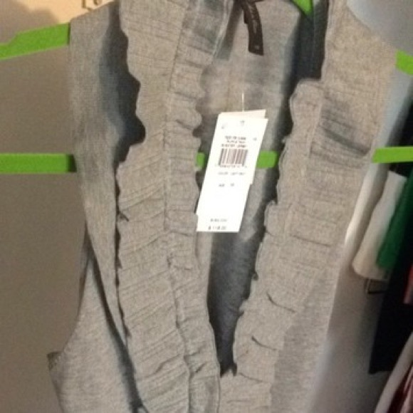 🚫🚫🚫🚫SOLD🚫🚫🚫🚫Brand new BCBG top! NWT