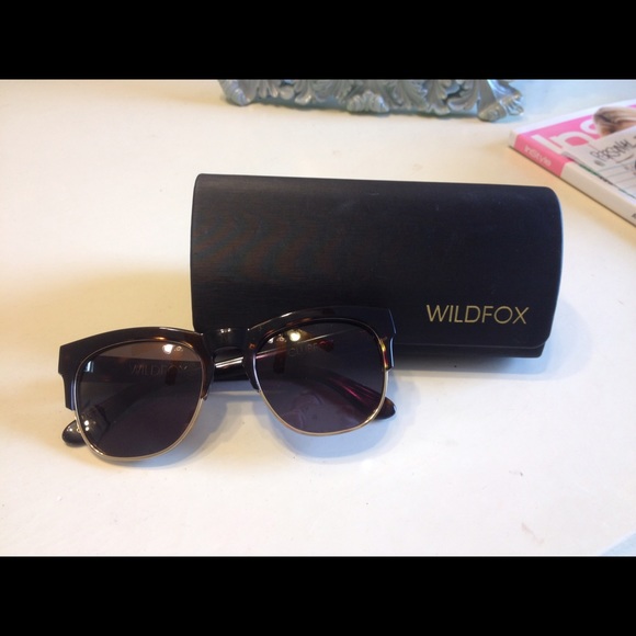 Wildfox Accessories - Wildfox sunglasses. Perfect condition