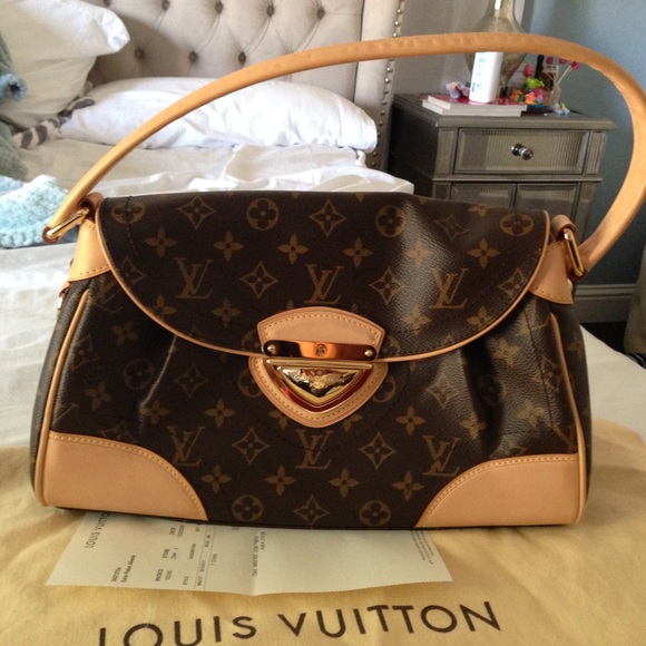 LV Clasdic collection - Beverly MM