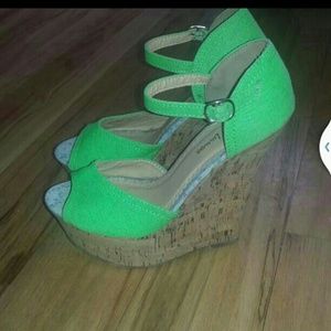 NEON SUMMER WEDGES.