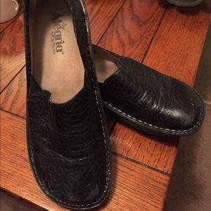 Allegria nursing shoes