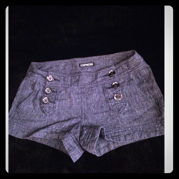 Express semi high waisted shorts