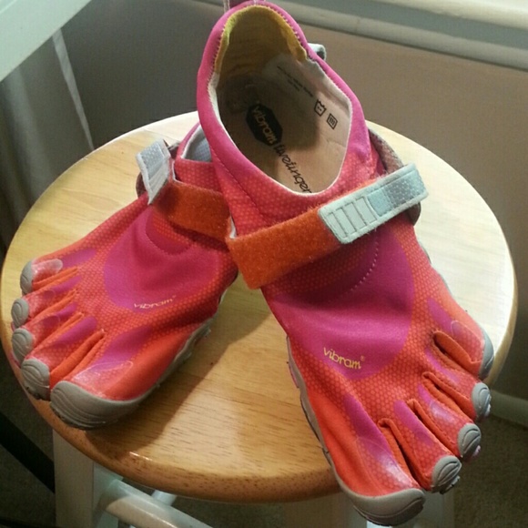 CUTE Vibram Shoes