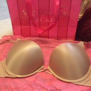 Victoria secret bomb shell bra