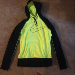 Nike therma-fit hoodie