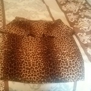 Knee length Leopard print pencil skirt 2x