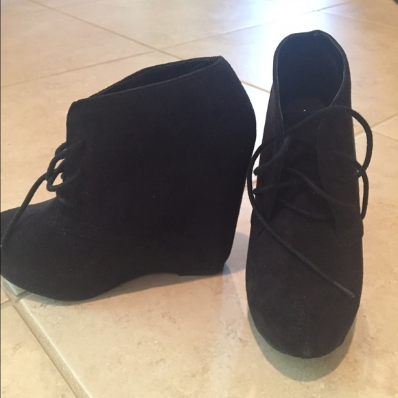 Black bootie wedges