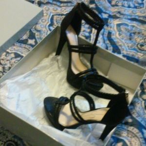 Black jessica simpson heels