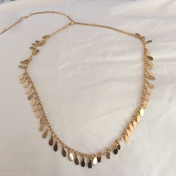Costume gold necklace