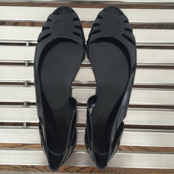 Gucci Marola flat sandals in black