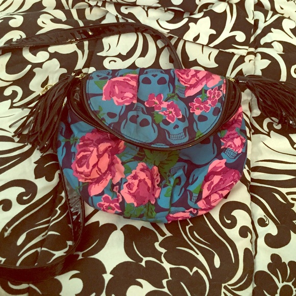 Betsey Johnson skull crossbody