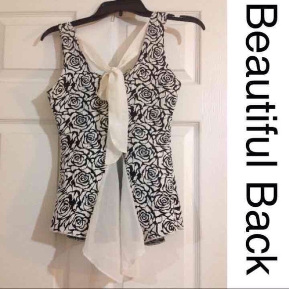 Beautiful Peplum Top❤️