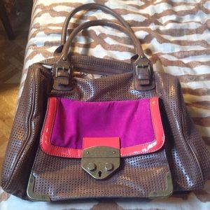 Jessica Simpson purse