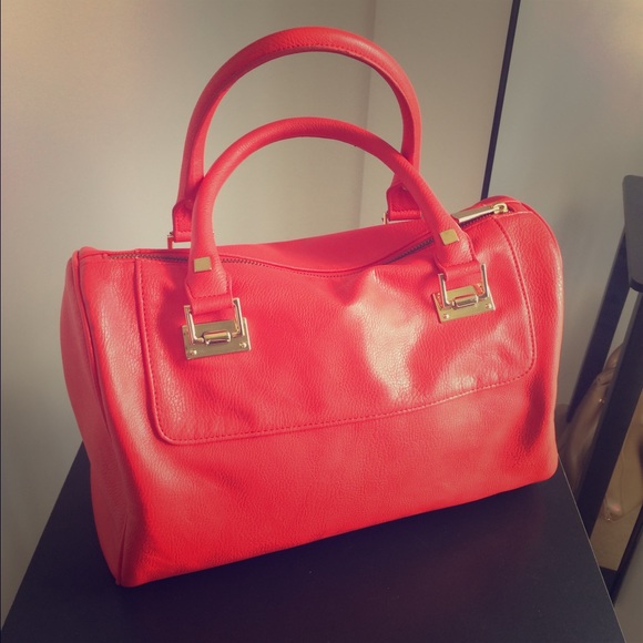 Red Express Tote Bag